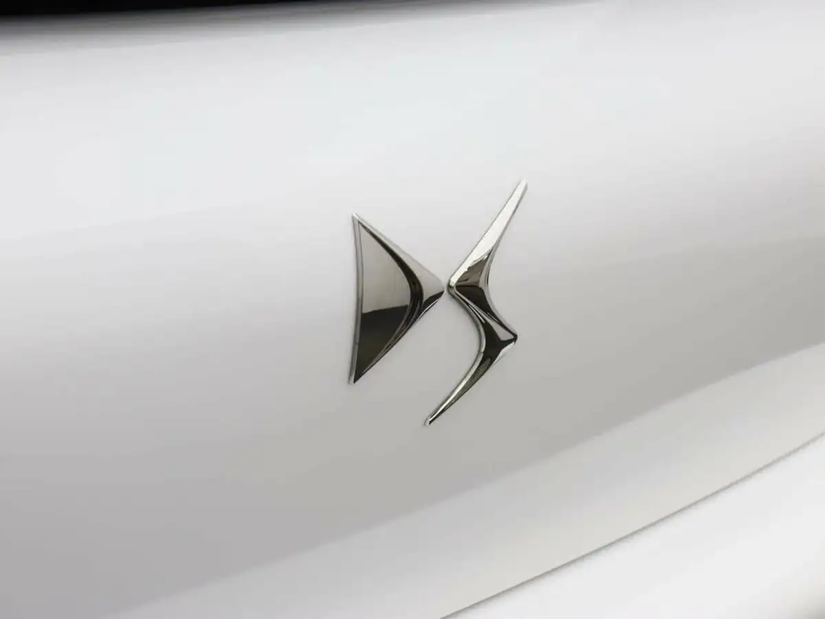2022-ds-ds-3-crossback-12-puretech-bastille-101ps-big-49