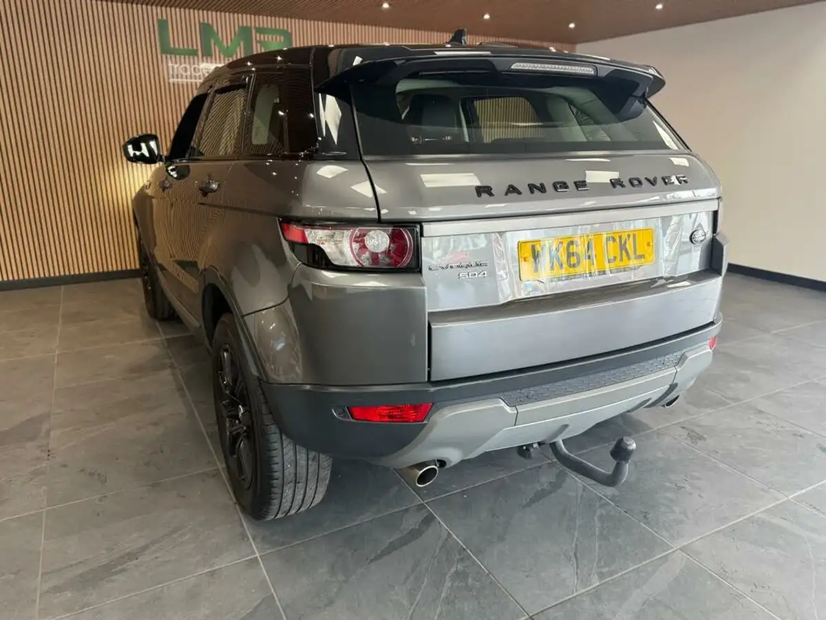 2014-land-rover-range-rover-evoque-22sd4-pure-tech-hatchback-5d-auto-big-7