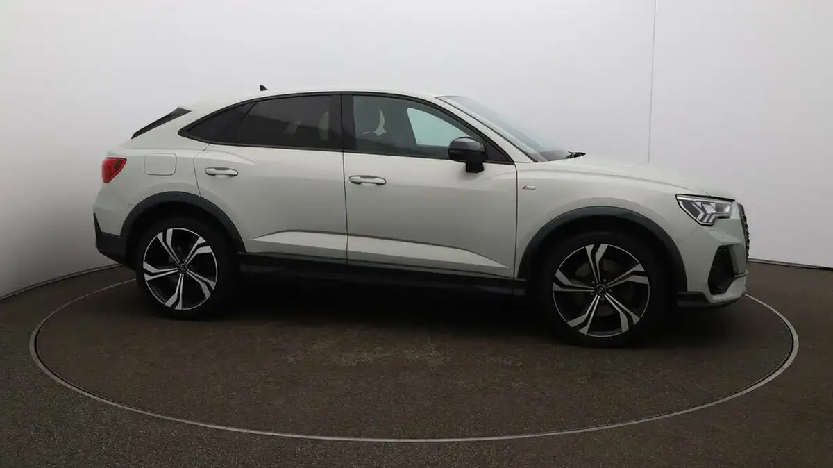 2020-audi-q3-20-45-tfsi-edition-1-sportback-big-48