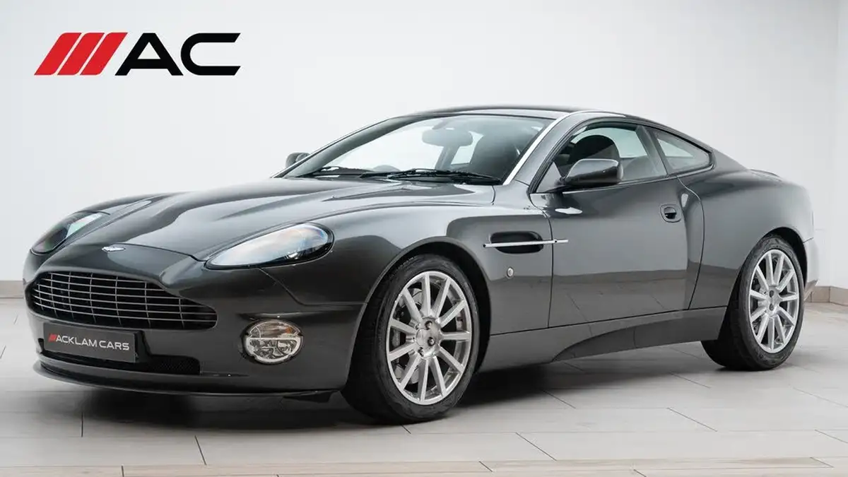2007-aston-martin-vanquish-59-big-0