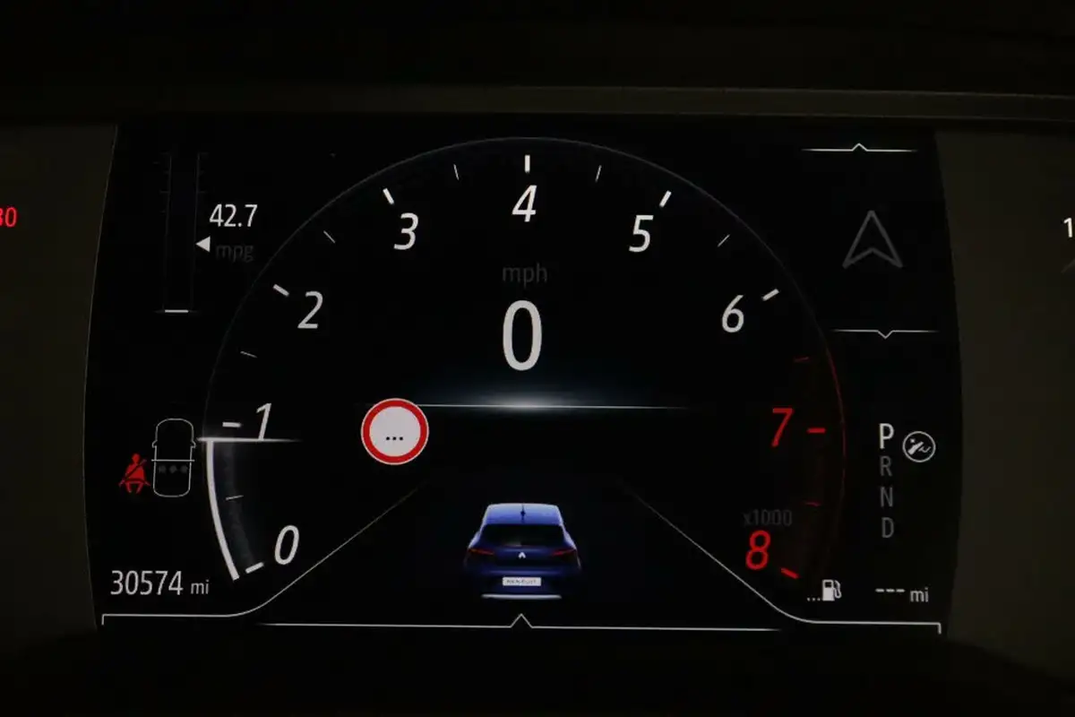 2020-renault-clio-13-tce-rs-line-big-20