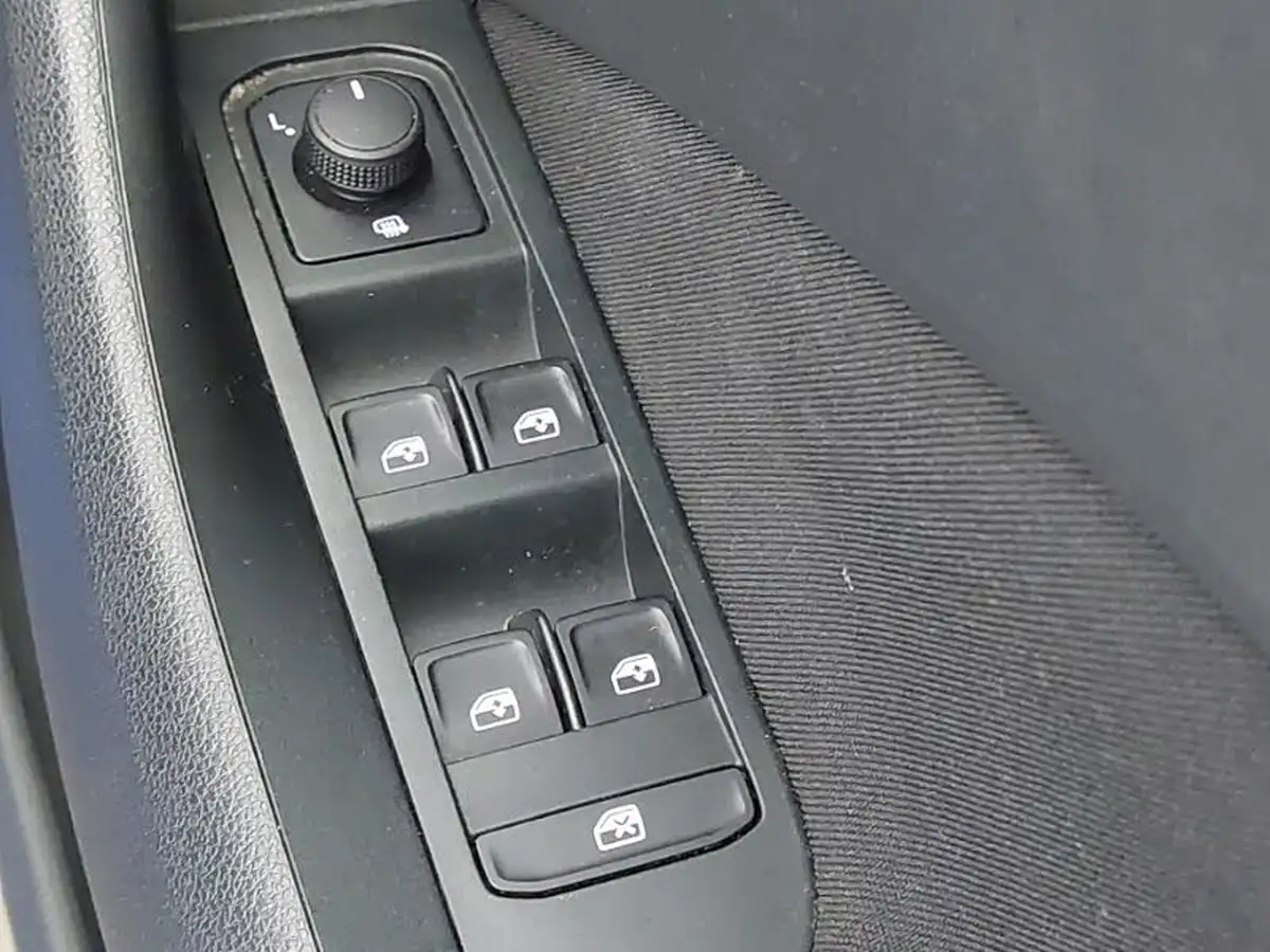 2024-skoda-kamiq-10-tsi-se-116ps-big-18
