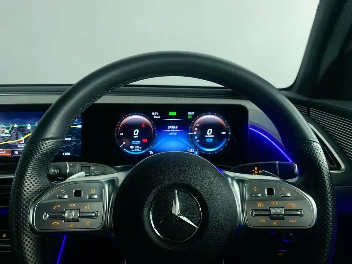 2022-mercedes-benz-eqc-e-eqc-400-amg-line-premium-big-21