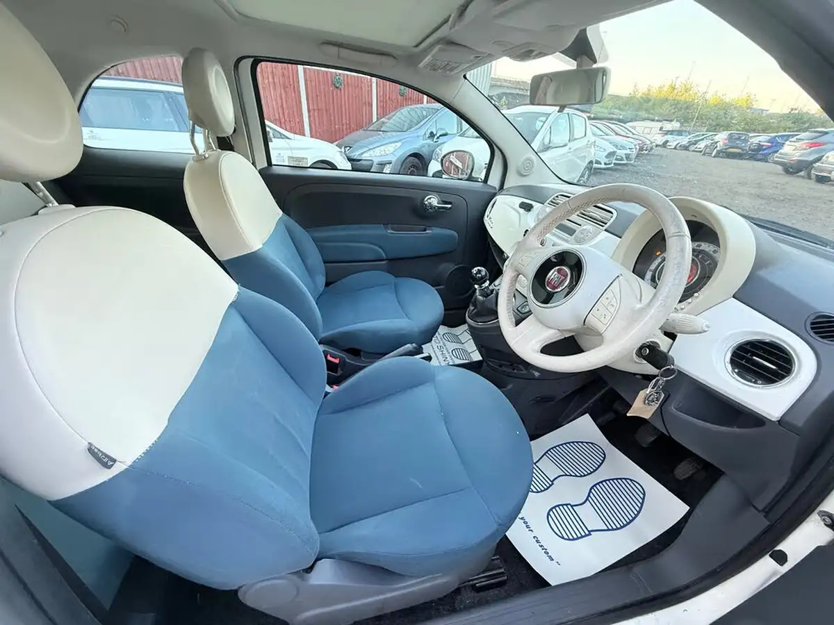 2011-fiat-500-12-lounge-big-24