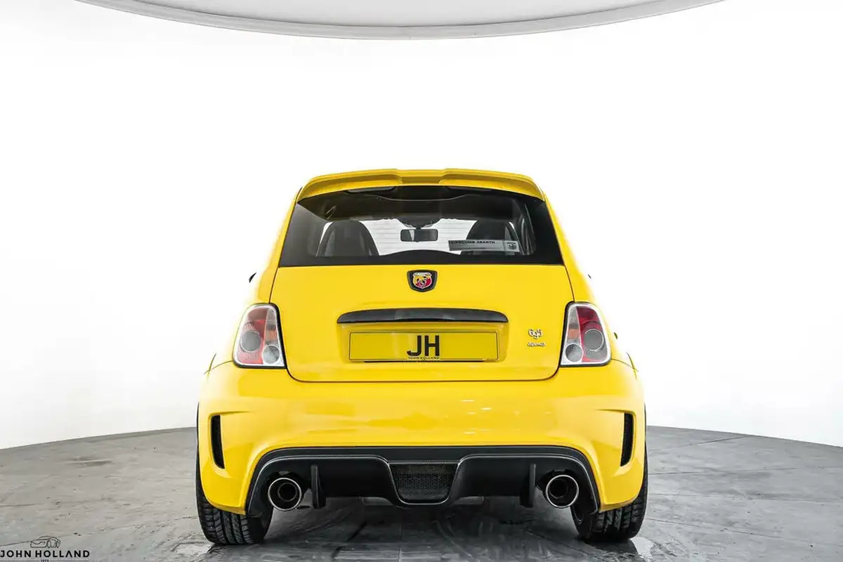 2016-abarth-500-14-tjet-695-biposto-record-big-7
