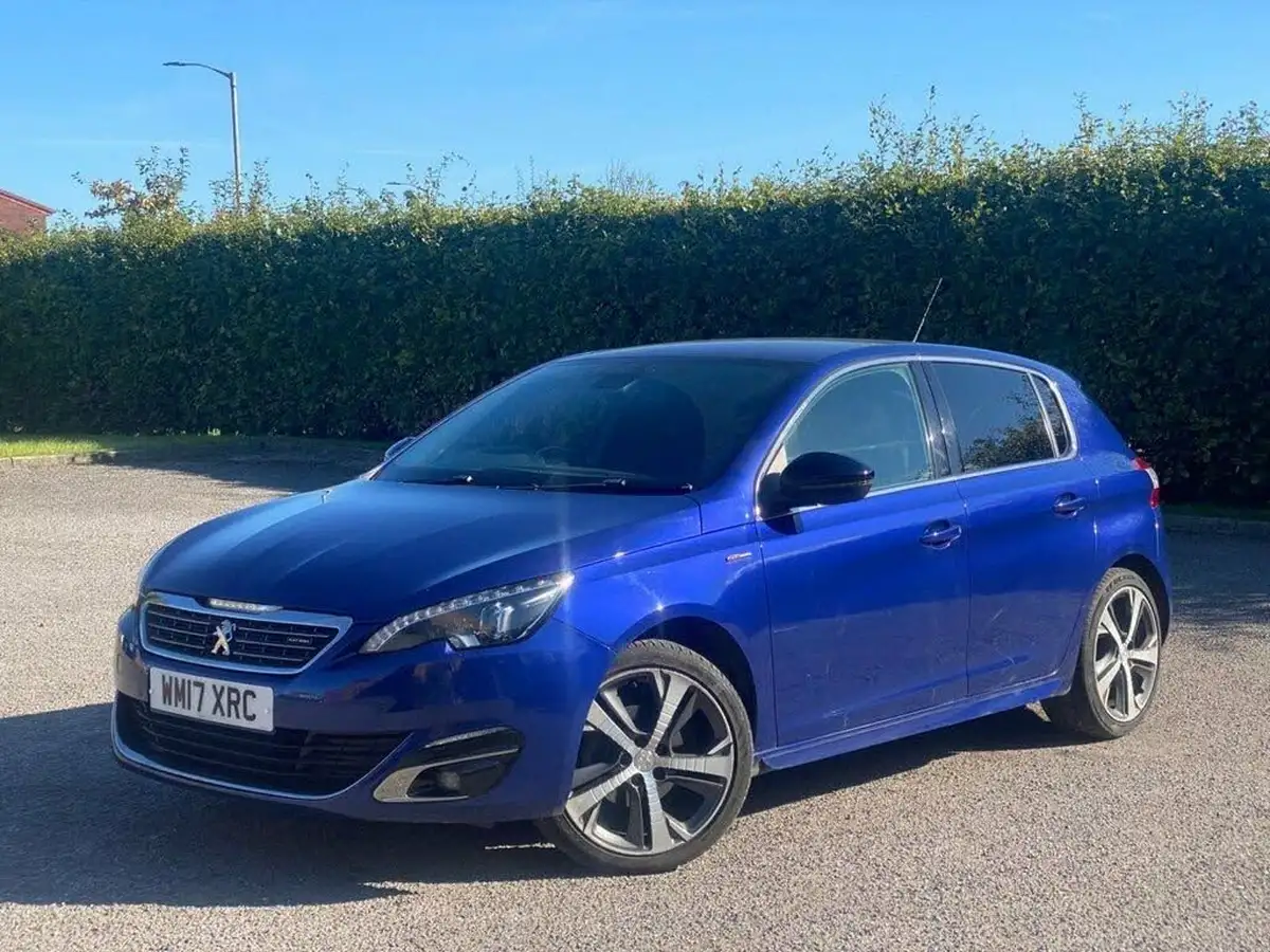 2017-peugeot-308-12-puretech-gt-line-big-6