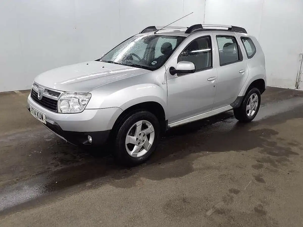 2014-dacia-duster-15d-laureate-110-107bhp-big-2