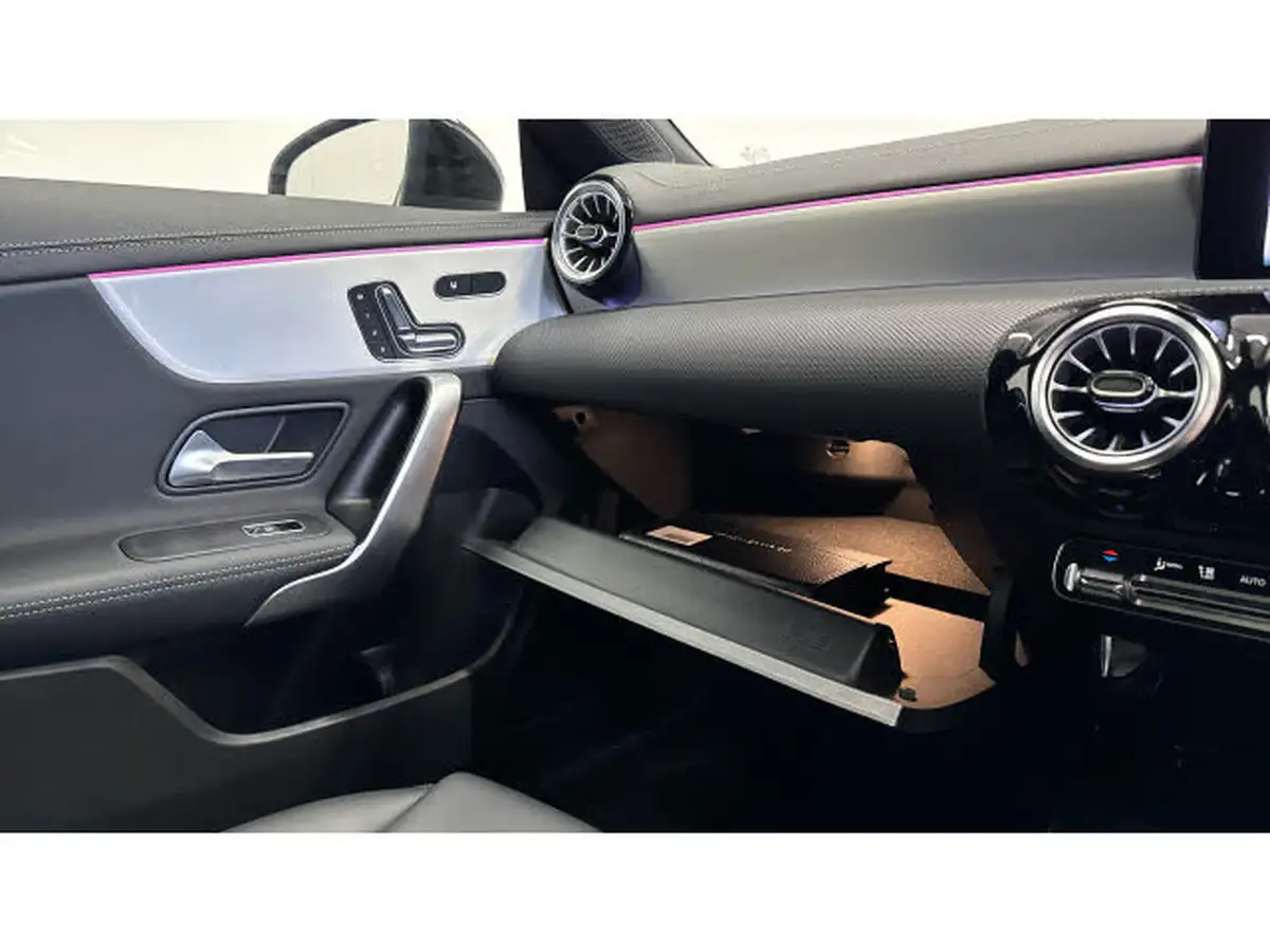 2023-mercedes-benz-cla-20d-cla-220d-amg-line-premium-plus-coupe-4d-big-35