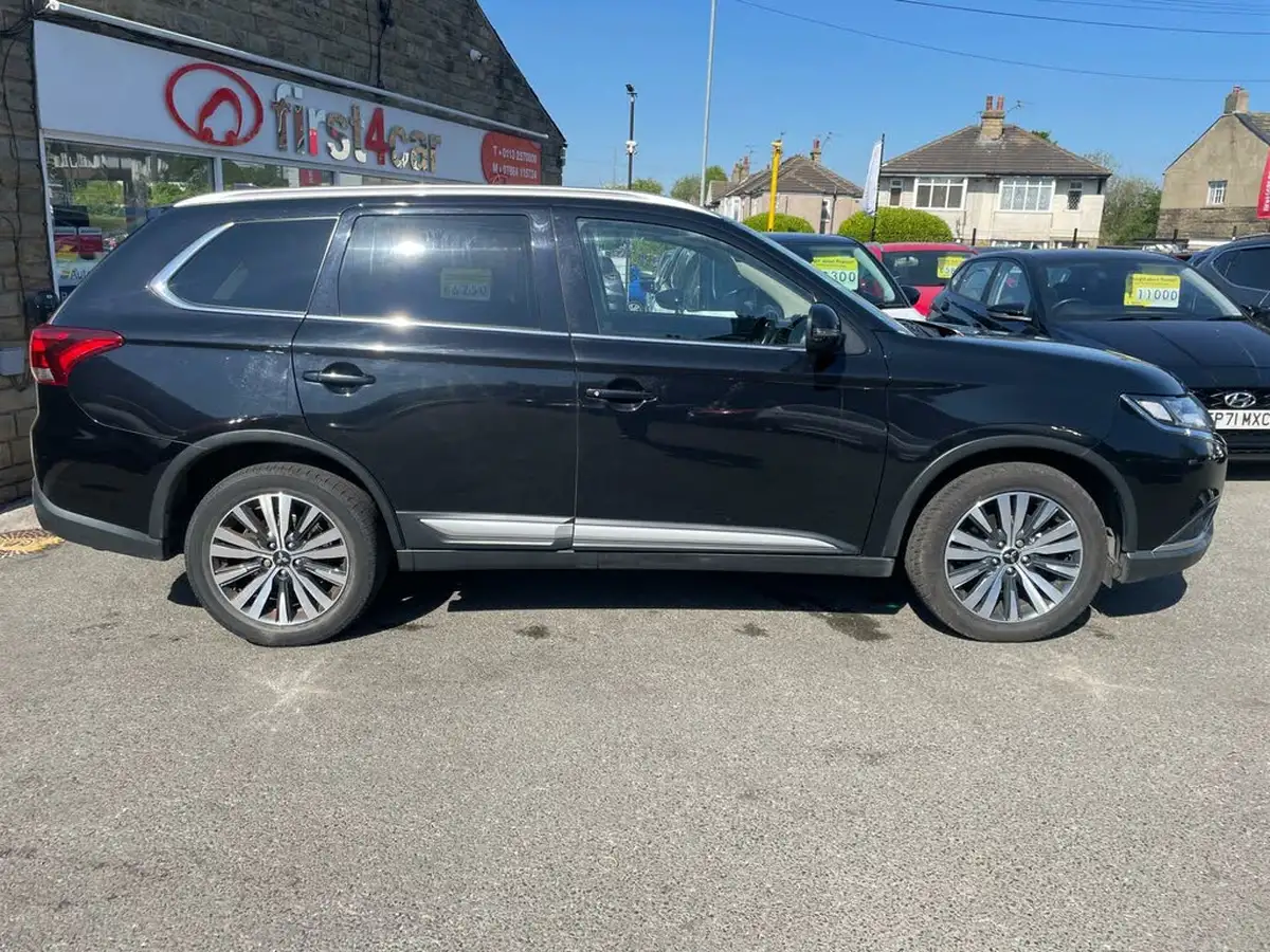 2019-mitsubishi-outlander-20-design-big-5