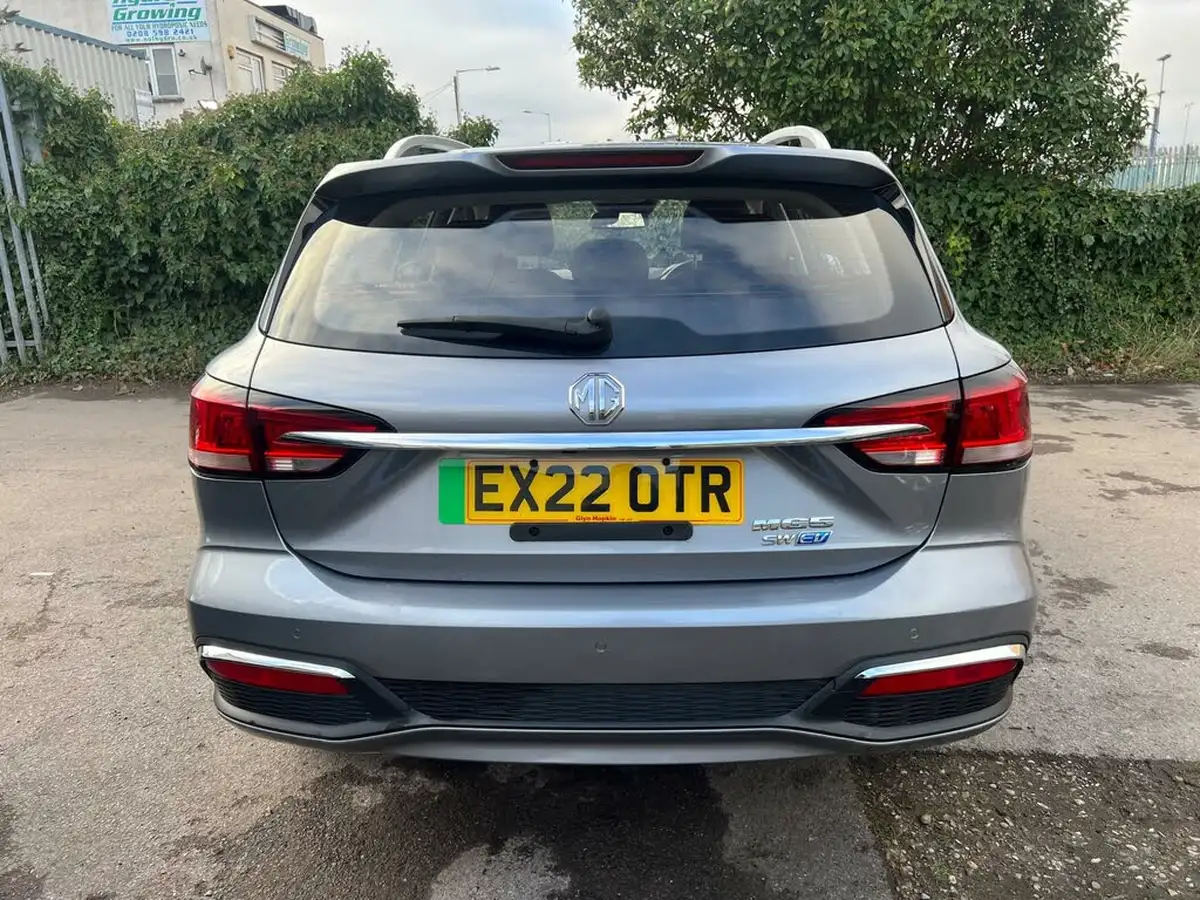 2022-mg-mg5-e-exclusive-ev-long-range-big-6