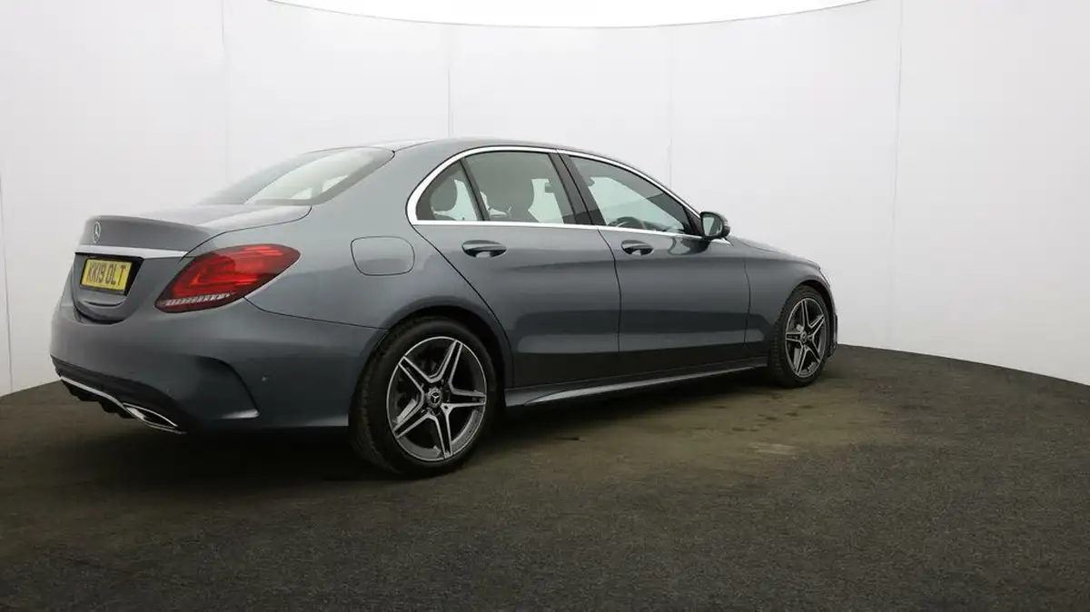 2019-mercedes-benz-c-class-15-c200-amg-line-premiumss-saloon-4d-big-49