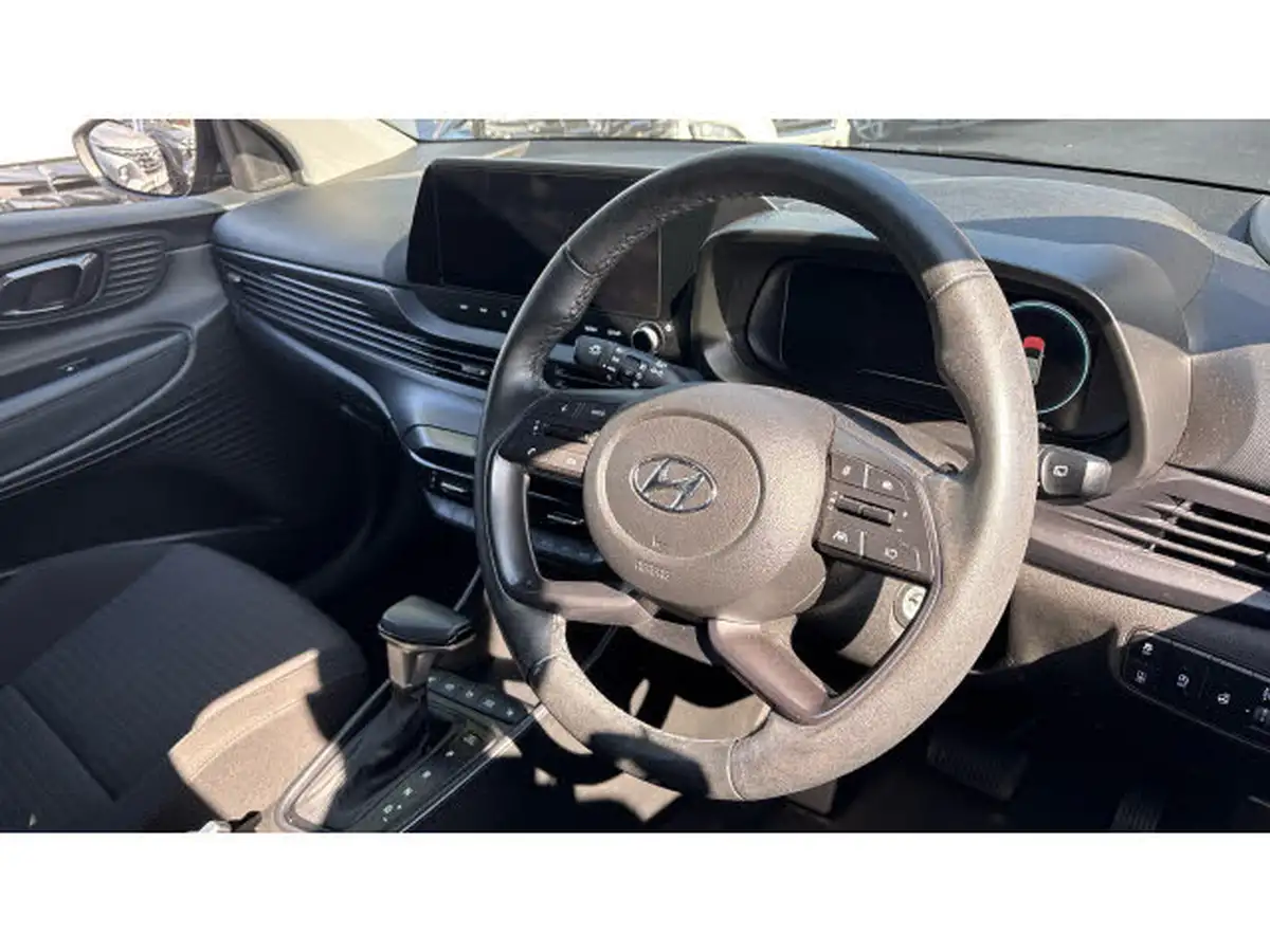 2022-hyundai-i20-10-t-gdi-premium-dct-big-10