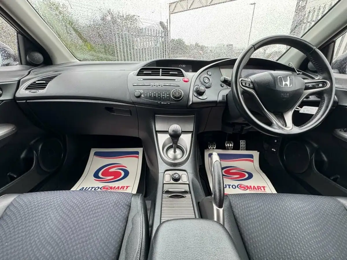 2009-honda-civic-18-si-i-vtec-big-20