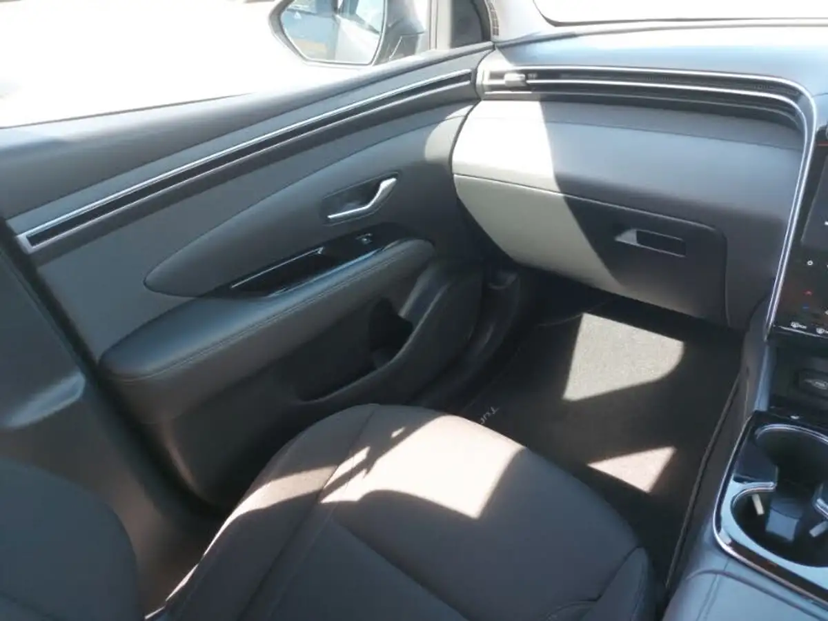 2023-hyundai-tucson-16-t-gdi-premium-230ps-hybrid-auto-big-9
