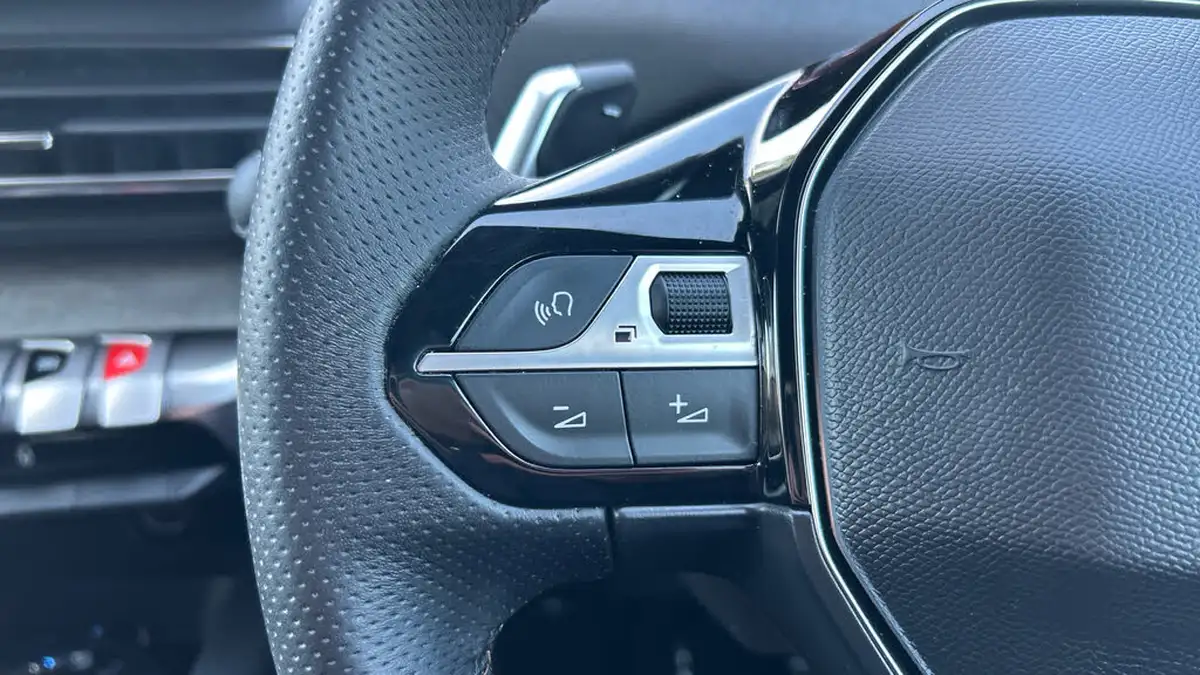 2024-peugeot-5008-suv-15-bluehdi-gt-130ps-big-22