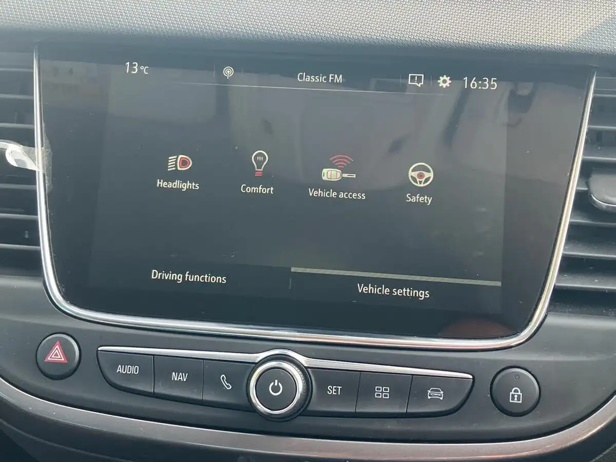 2021-vauxhall-crossland-12-elite-edition-130ps-auto-big-41