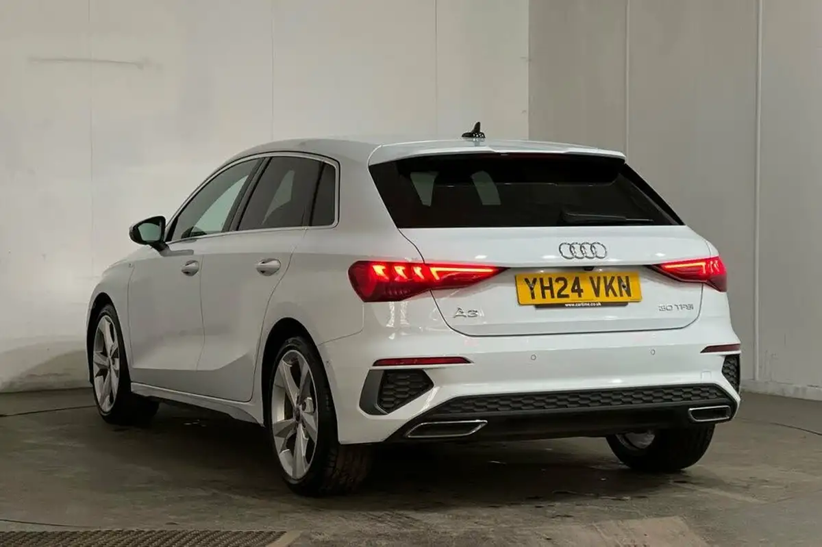 2024-audi-a3-10-30-tfsi-s-line-sportback-5d-tronic-big-14