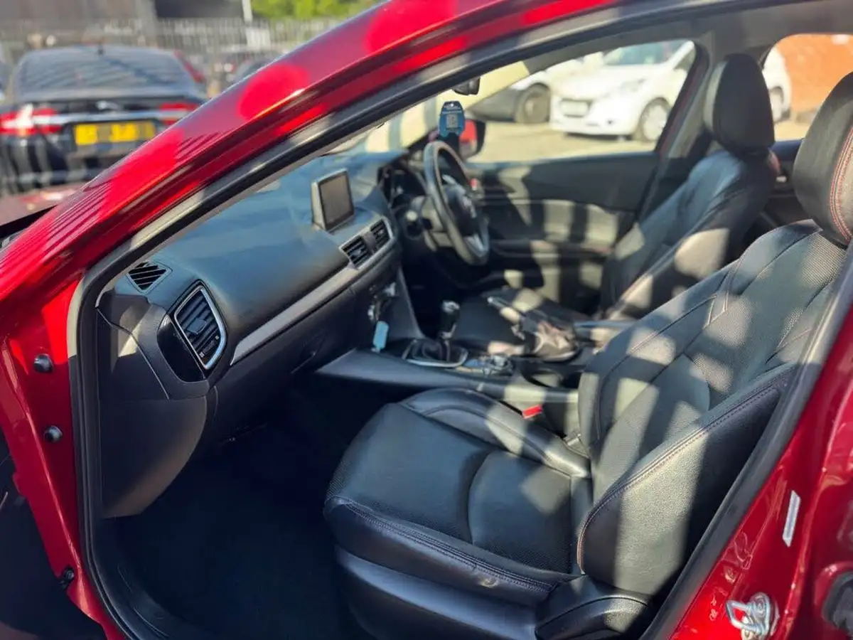 2014-mazda-mazda3-22td-sport-nav-hatchback-5d-big-15