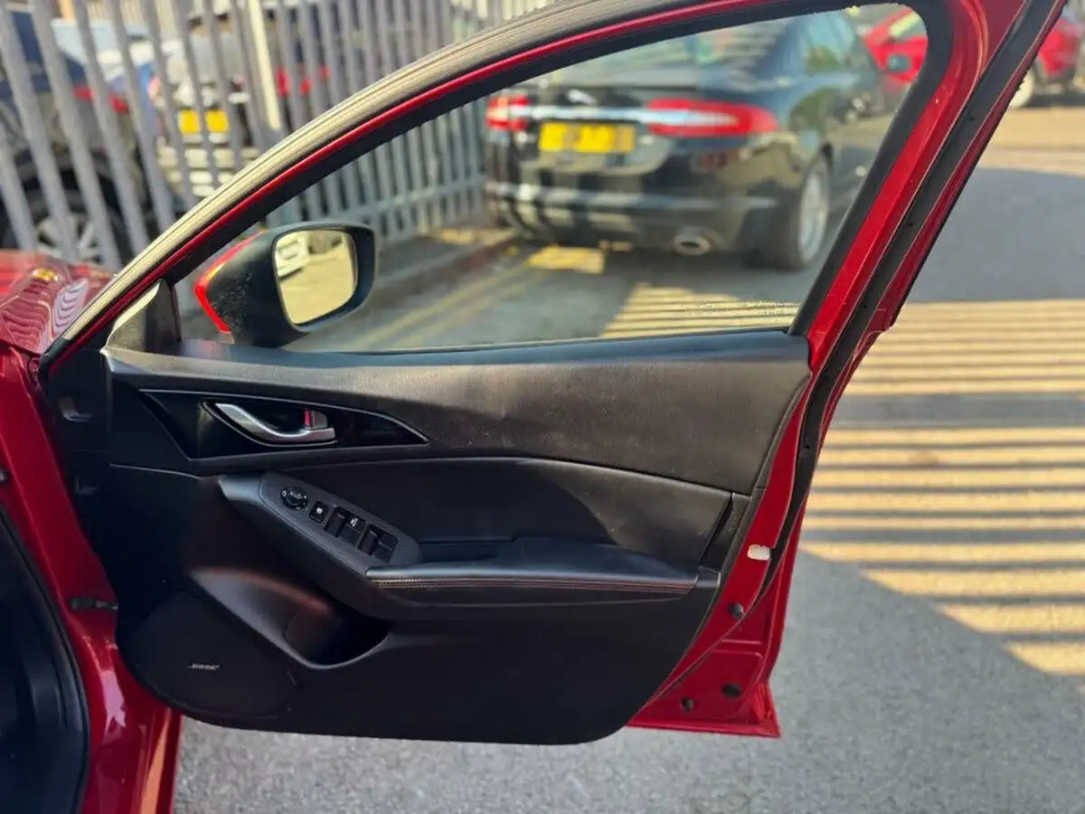 2014-mazda-mazda3-22td-sport-nav-hatchback-5d-big-39