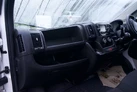 2019-peugeot-boxer-22-bluehdi-professional-335-l3-h2-panel-small-29