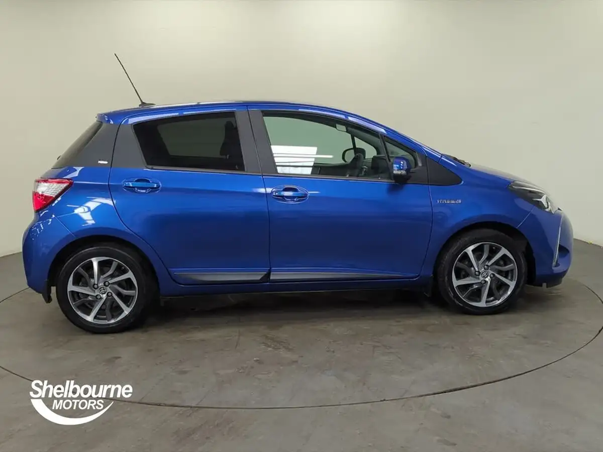 2020-toyota-yaris-15-vvt-i-y20-98bhp-hybrid-1497cc-e-cvt-big-1