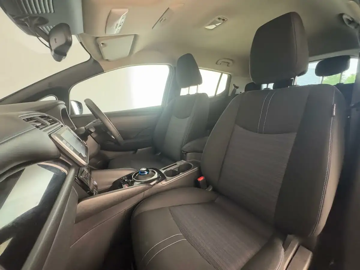 2023-nissan-leaf-e-n-connecta-39kwh-big-43