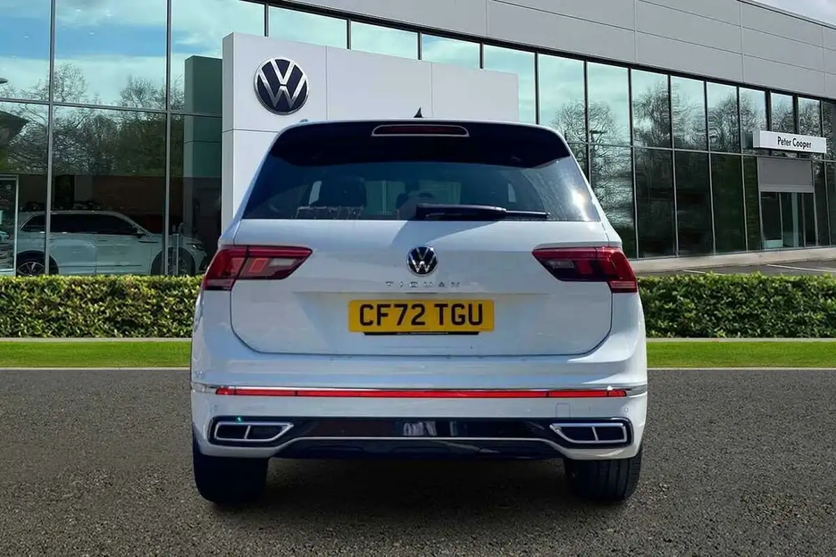 2023-volkswagen-tiguan-15-tsi-r-line-edition-big-8
