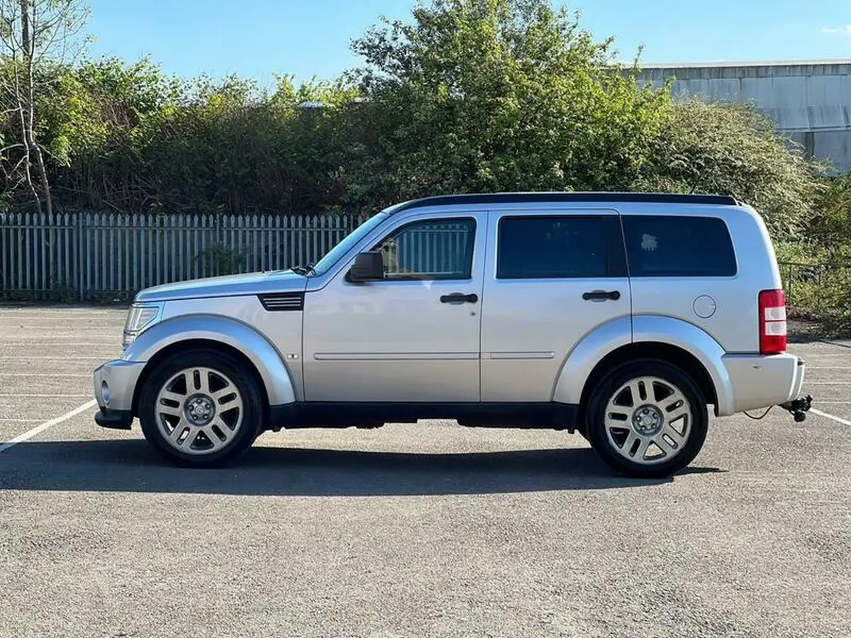 2009-dodge-nitro-28td-sxt-auto-big-9