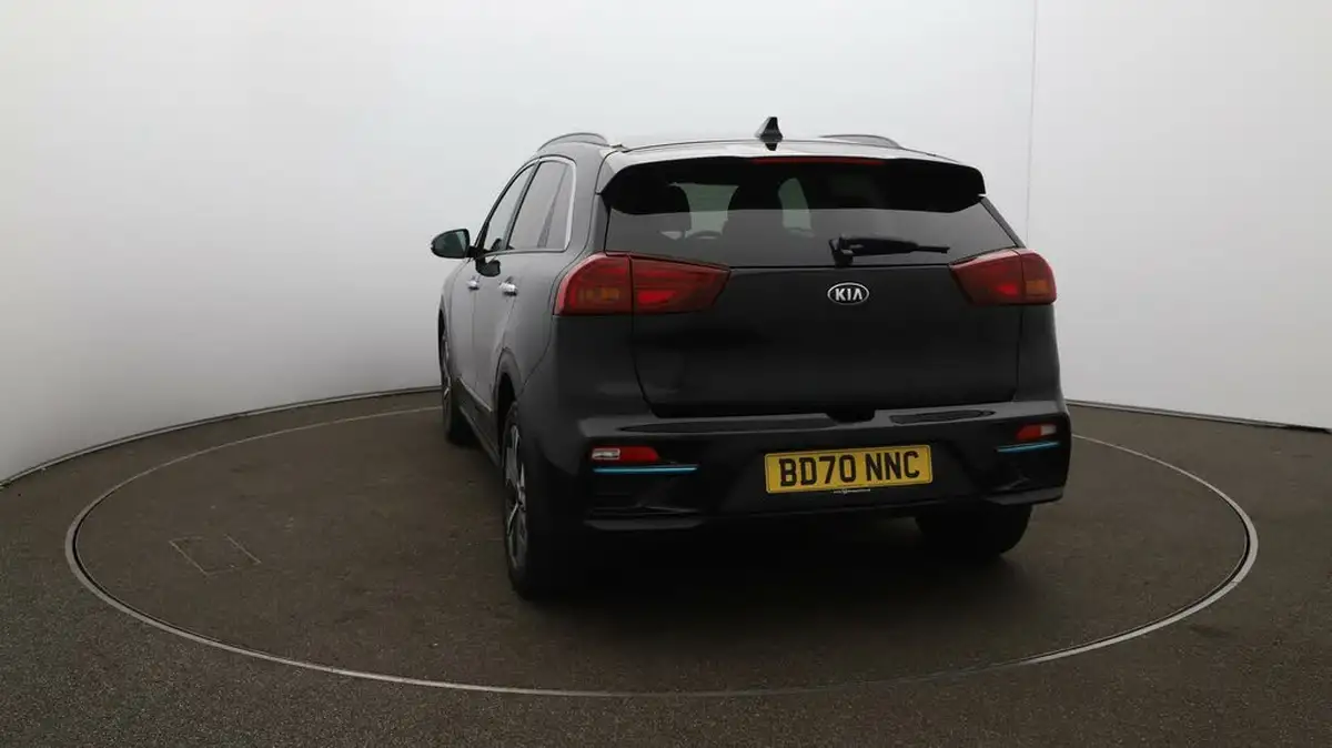 2020-kia-e-niro-ev-4-big-54