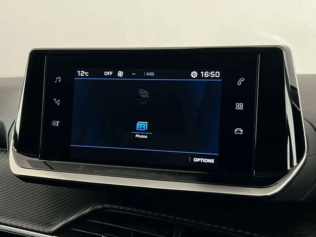 2021-peugeot-2008-suv-12-puretech-allure-100bhp-big-26