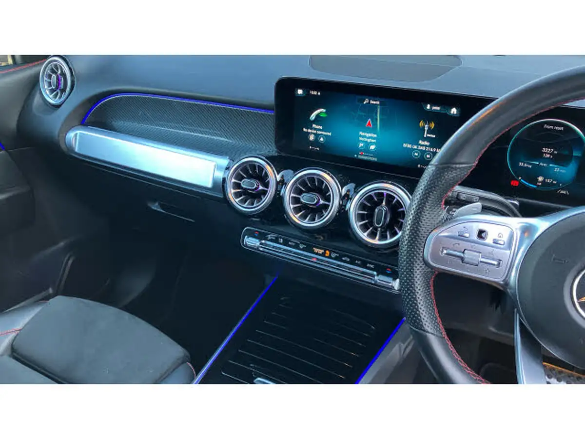 2021-mercedes-benz-glb-class-13-glb200-amg-line-premium-plus-7-8g-tronic-big-13