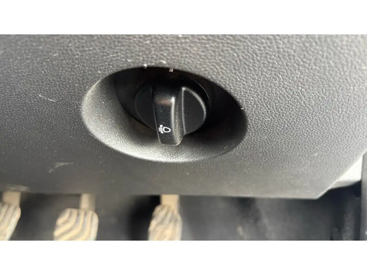 2019-dacia-duster-13-tce-prestige-150bhp-1333cc-big-43