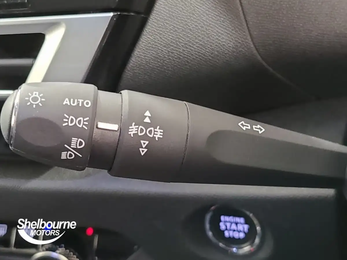 2022-citroen-c4-12-puretech-shine-130ps-big-31