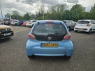 2013-toyota-aygo-10-move-5d-small-6