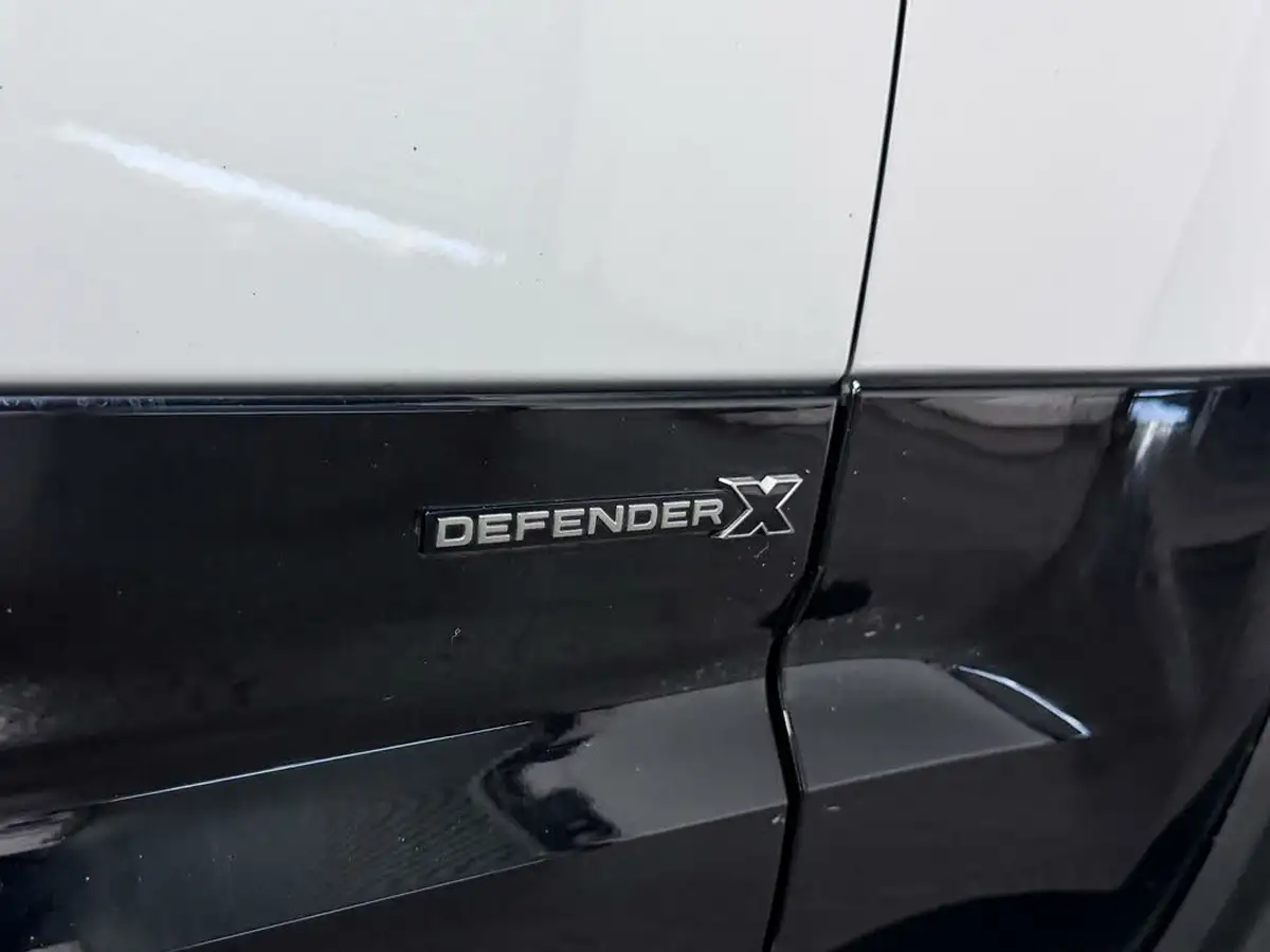 2023-land-rover-90-defender-30-d300-x-big-14