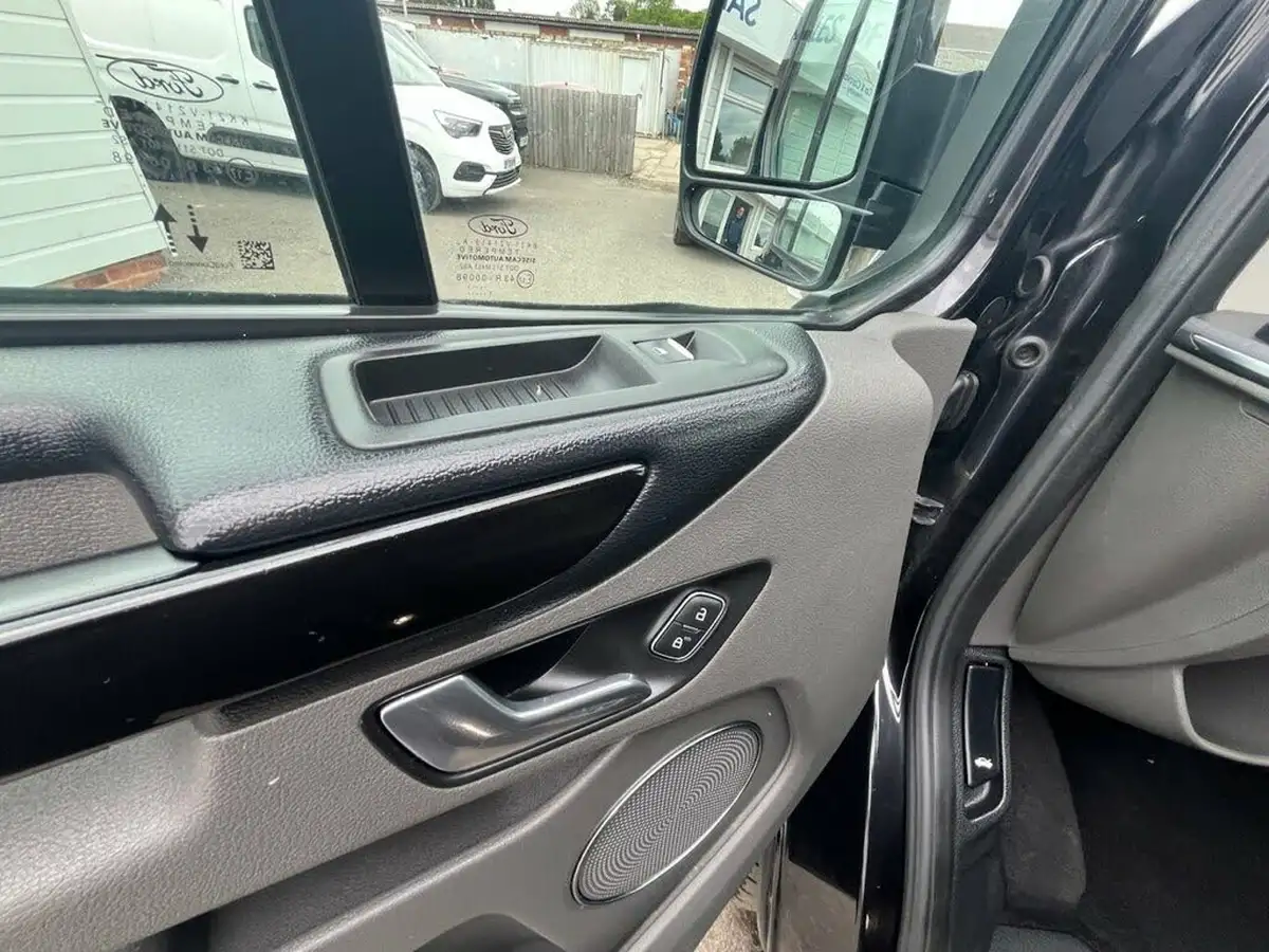 2021-ford-tourneo-custom-20tdci-320-l1-zetec-130pseu6dt-auto-big-52
