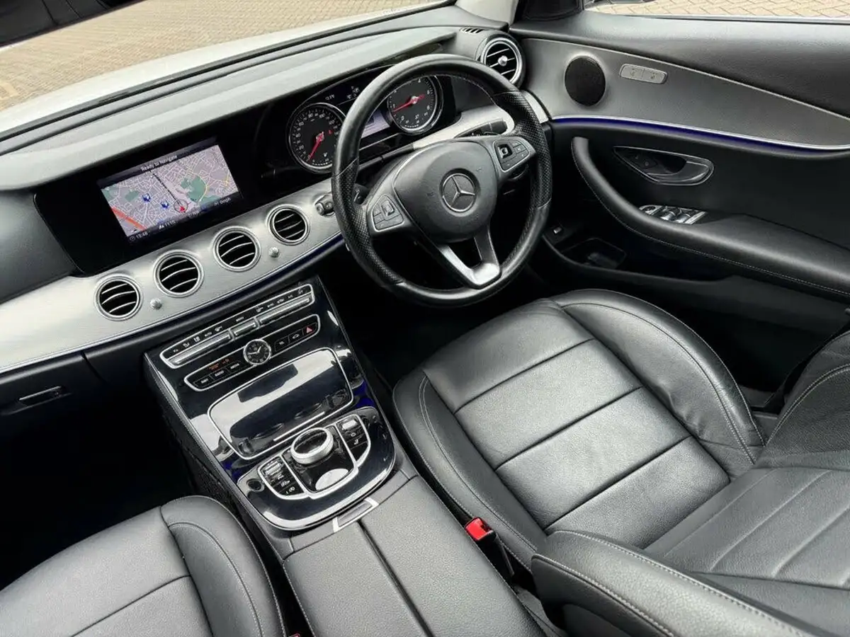 2017-mercedes-benz-e-class-20d-e220d-se-ss-estate-5d-big-11