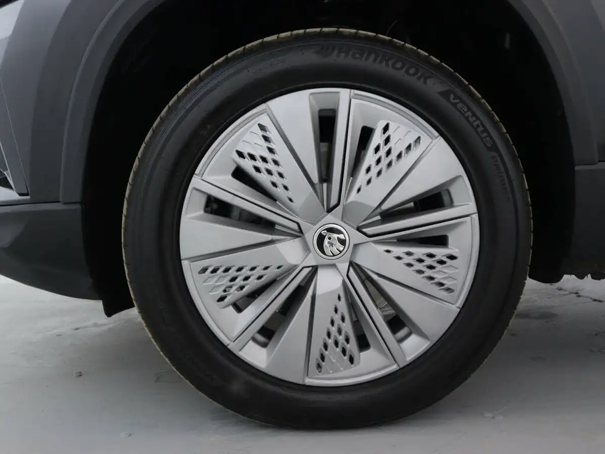 2023-skoda-karoq-15-tsi-se-drive-dsg-big-10
