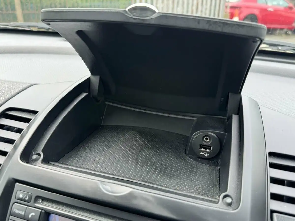 2011-nissan-note-14-n-tec-big-34