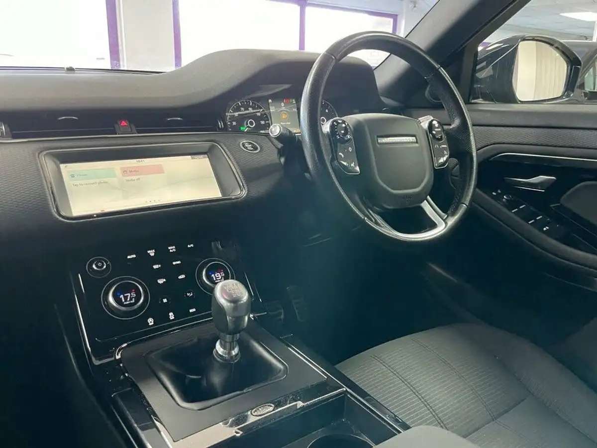 2019-land-rover-range-rover-evoque-20-d150-r-dynamic-big-28