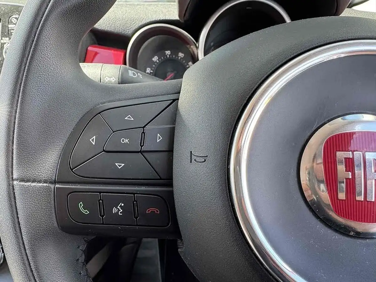 2016-fiat-500x-16multijet-lounge-big-34