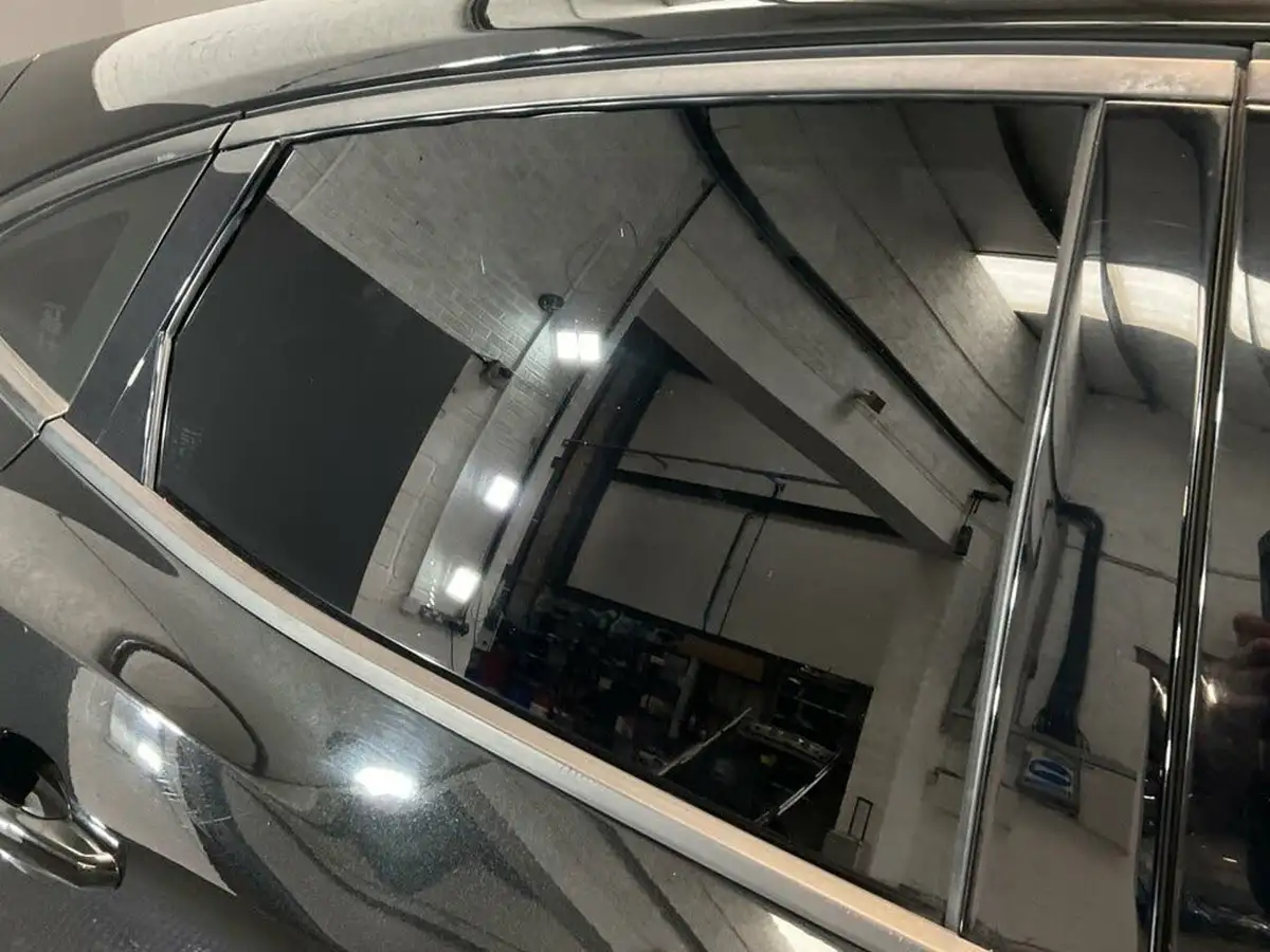 2018-jaguar-e-pace-20-i4d-s-ss-big-20