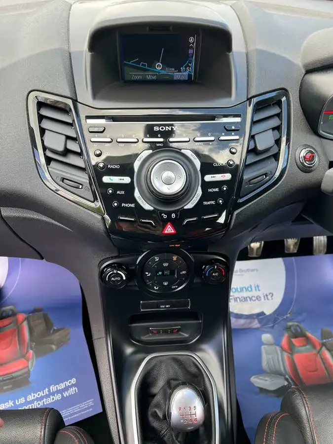 2014-ford-fiesta-16-st-3-big-12