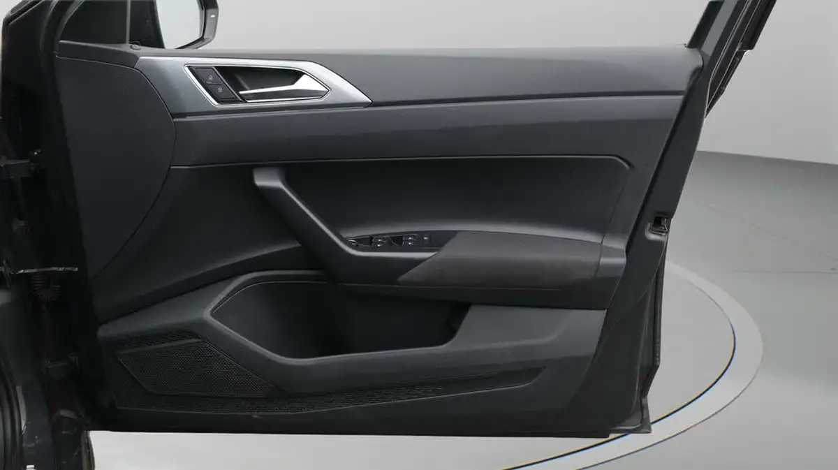 2021-volkswagen-polo-10-tsi-active-dsg-big-15
