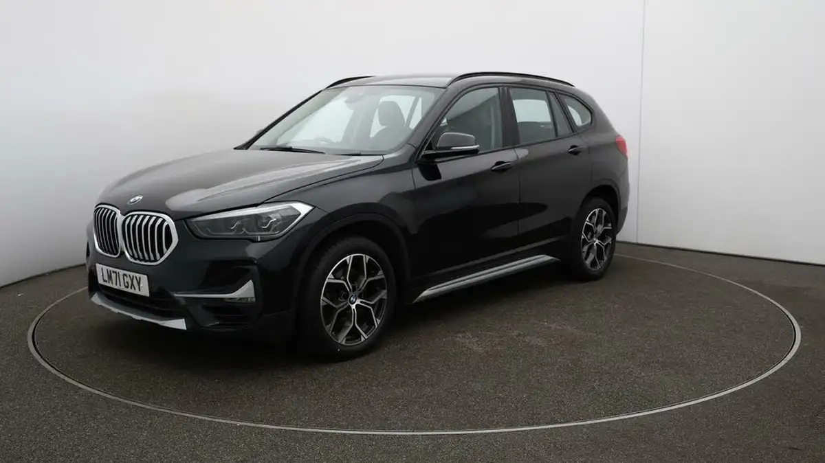 2021-bmw-x1-20-sdrive20i-xline-big-61
