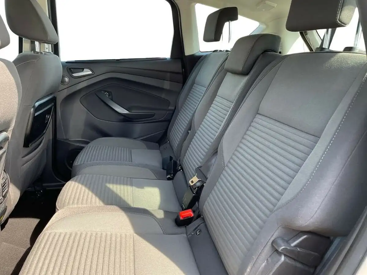 2016-ford-c-max-10-titanium-125ps-big-8