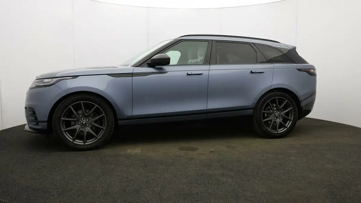 2022-land-rover-range-rover-velar-20-d200-r-dynamic-hse-big-30