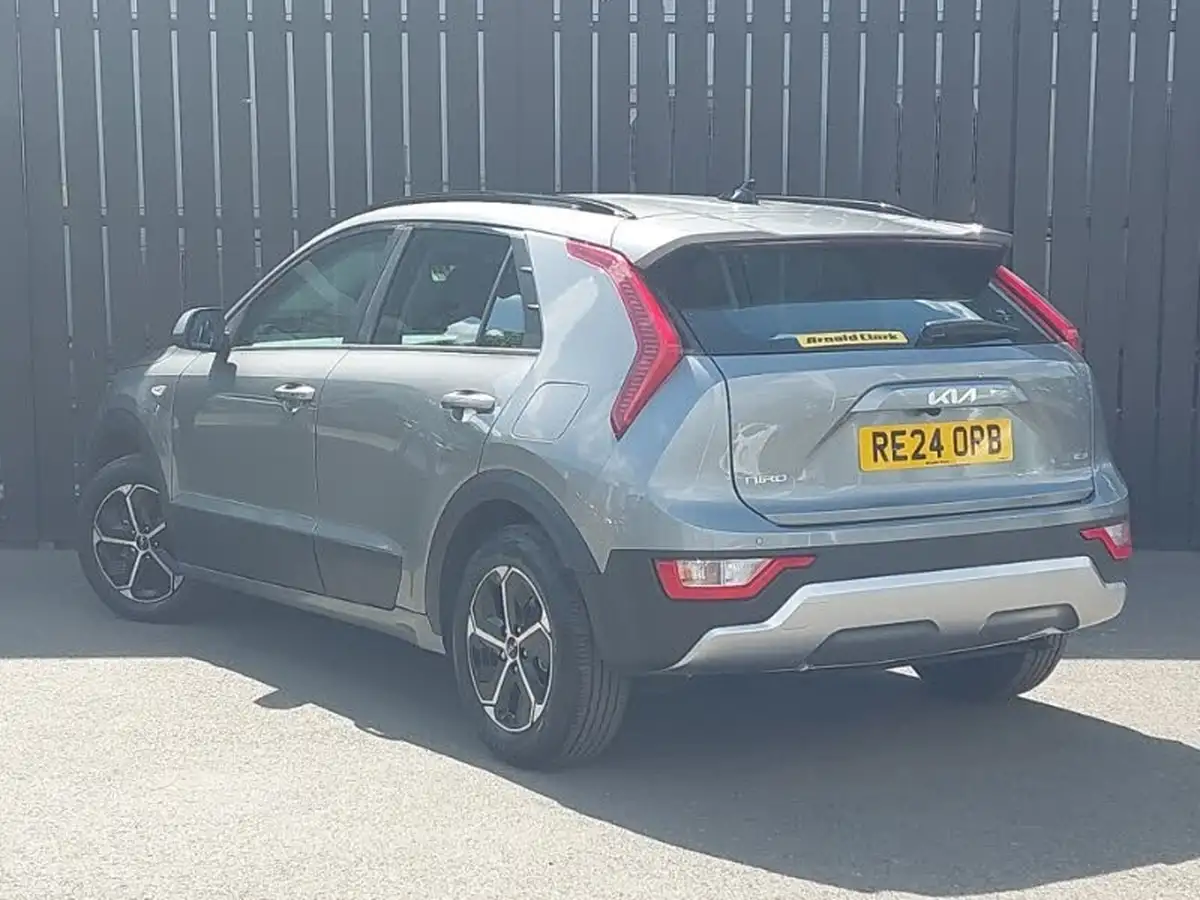 2024-kia-niro-16-gdi-139bhp-hev-132kwh-big-1