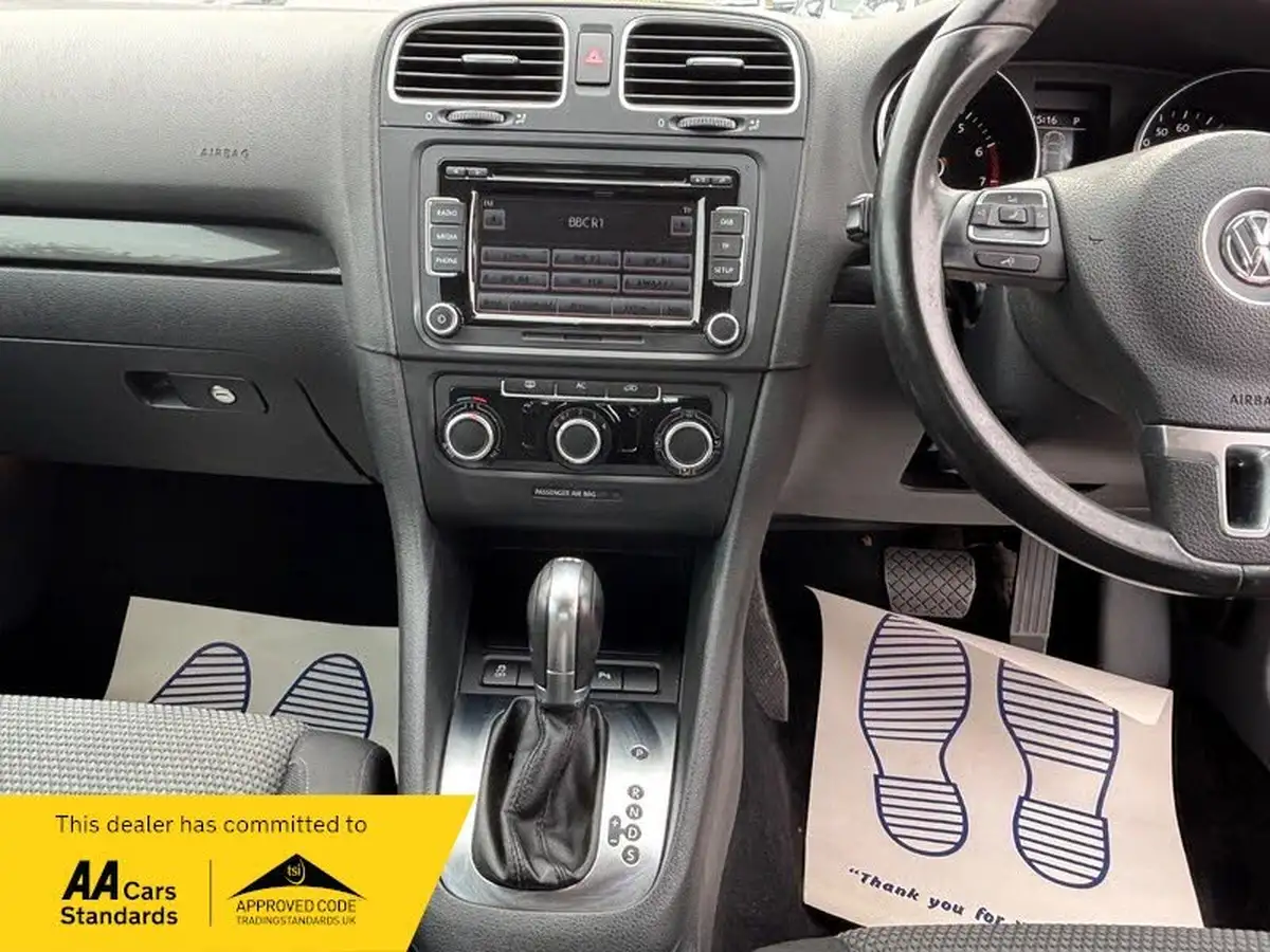 2012-volkswagen-golf-14-match-5d-dsg-big-2