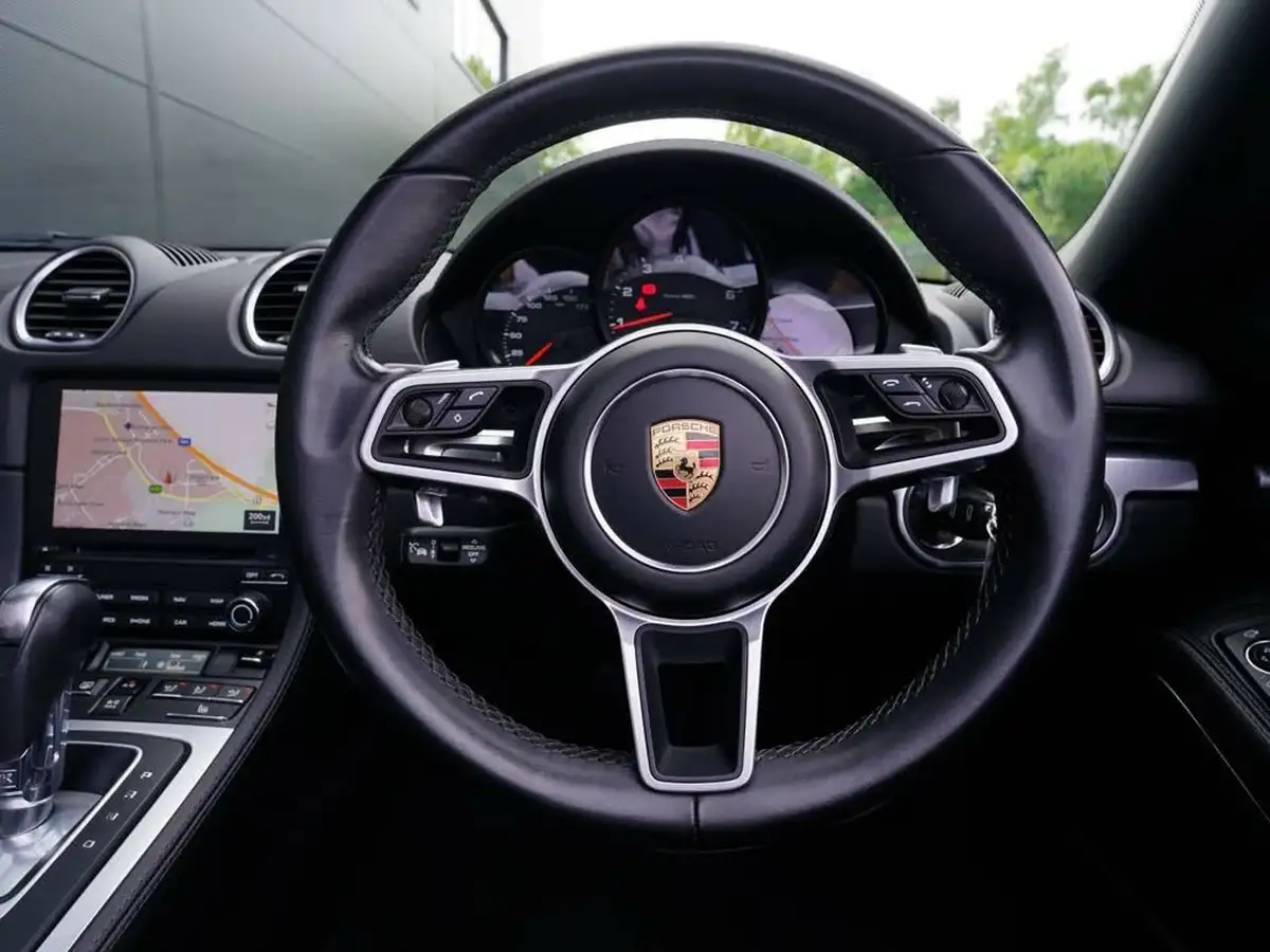 2019-porsche-boxster-718-20-boxster-pdk-big-20